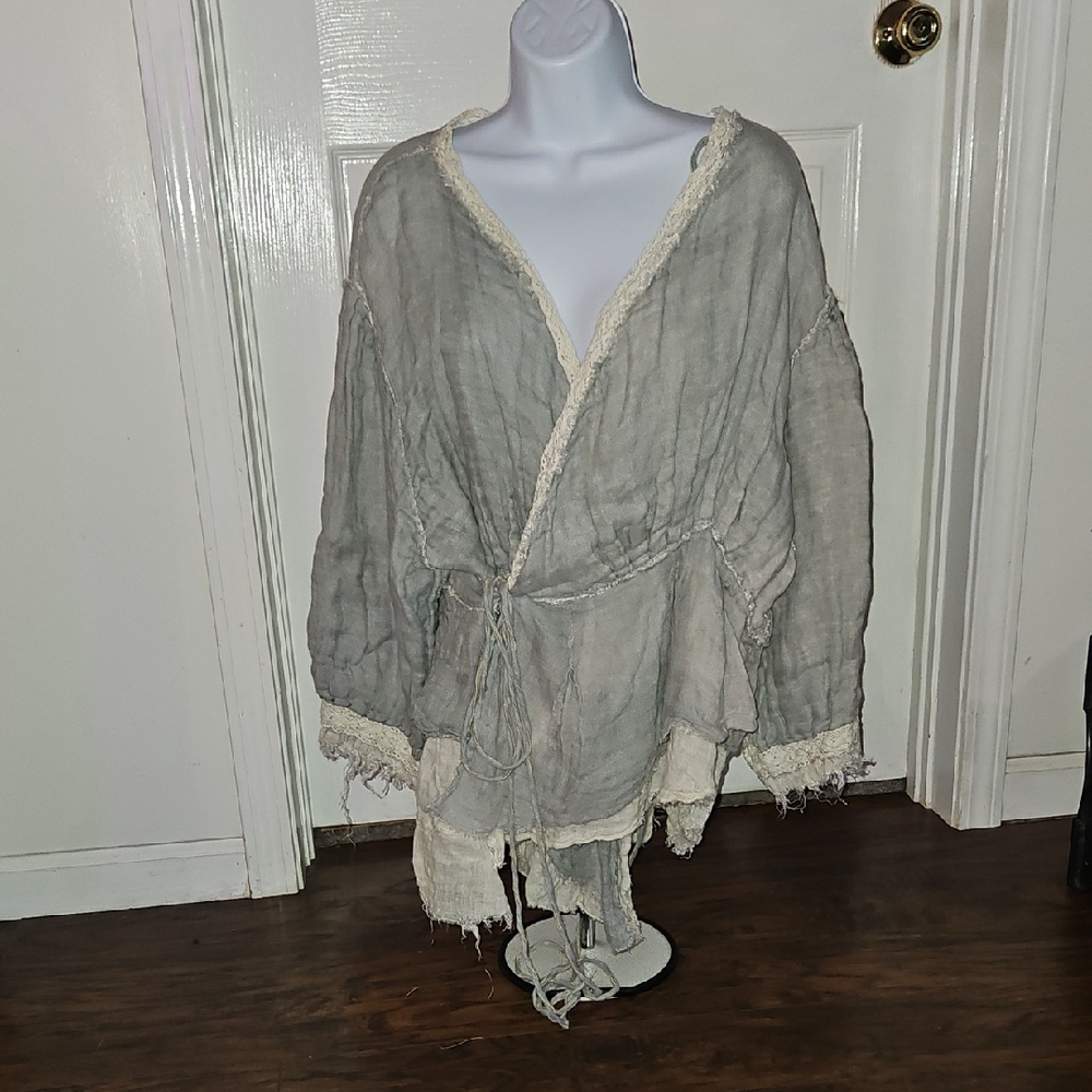 Magnolia Pearl Gray and Cream Blouse
